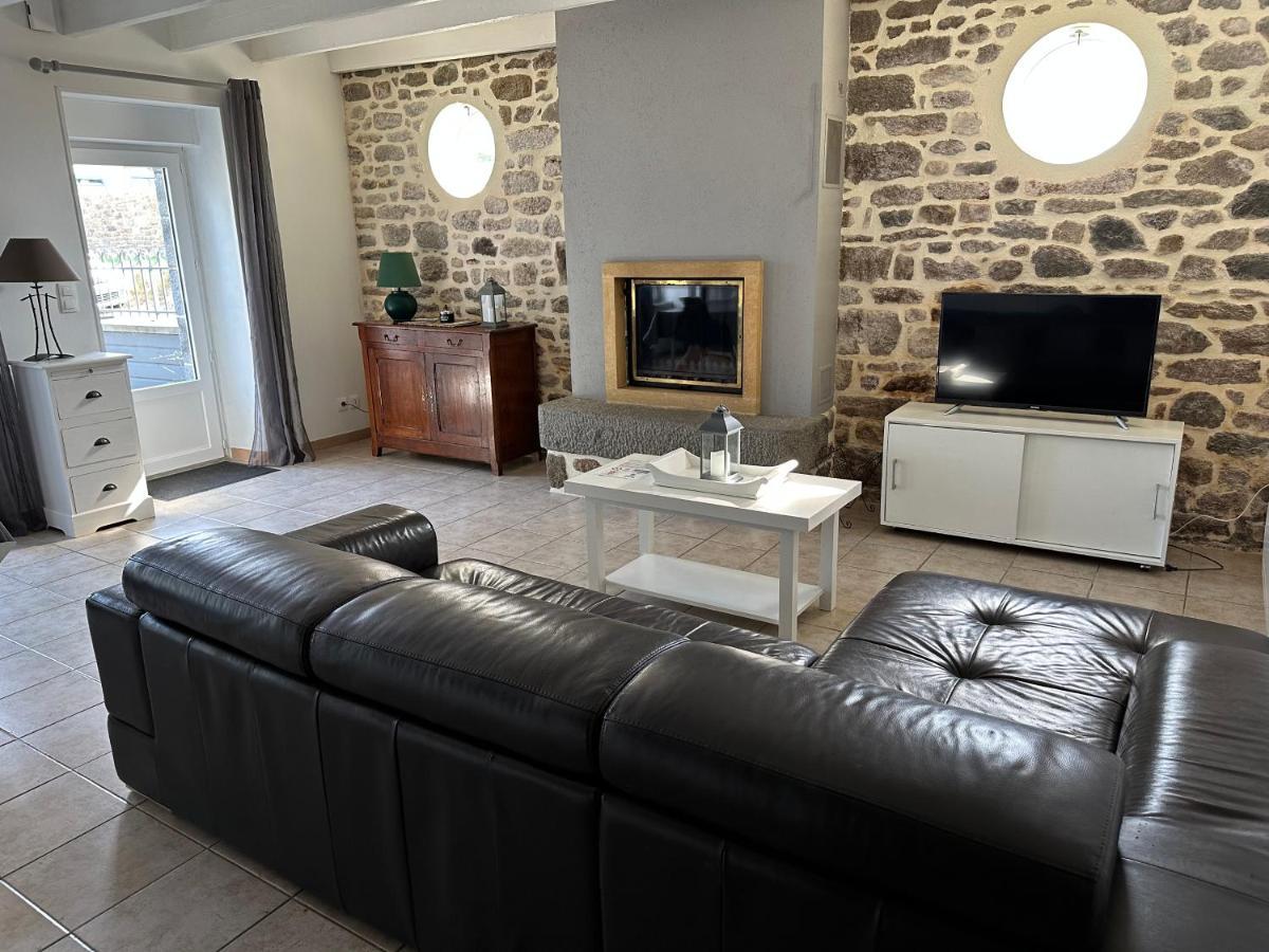 La maison du chêne 3 Miniac-Morvan Extérieur photo